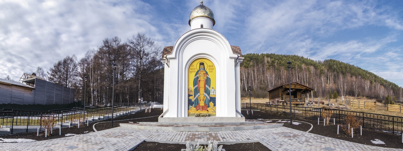 work-Православная часовня в поселке Листвянка, Иркутская область