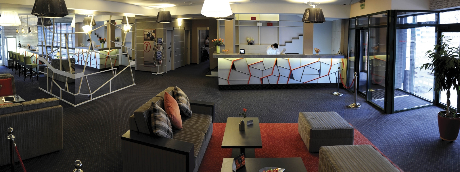 work-Гостинично-ресторанный комплекса "VILLA FOUR ROOMS"
