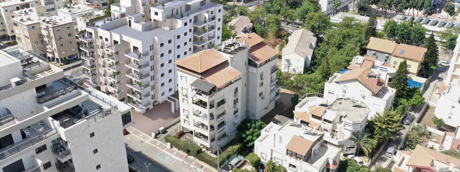 work-Жилое здание на 49 квартир в городе Нагария, Израиль